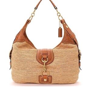 Coach Bleeker Millie XL Hobo
Tote Shoulder Bag